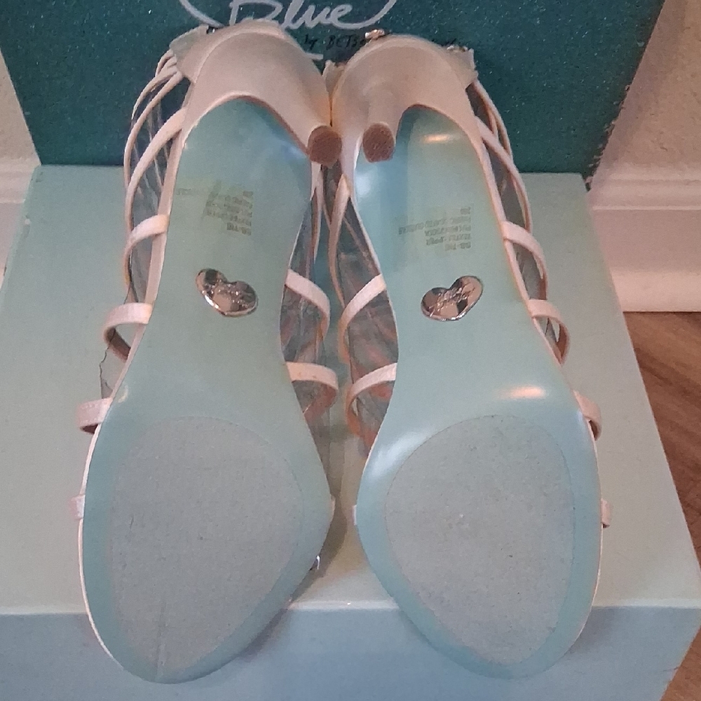 Betsey Johnson Champagne Strappy Heels - Picture 4 of 4